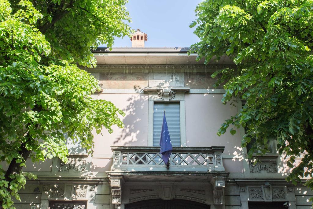 雷莱斯利昂奇诺Il住宿加早餐旅馆 布雷西亚 外观 照片